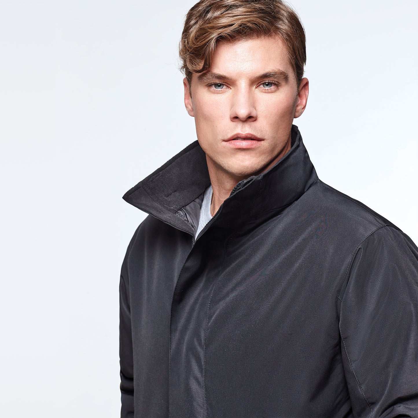 PARKA HOMBRE CUELLO ALTO EUROPA