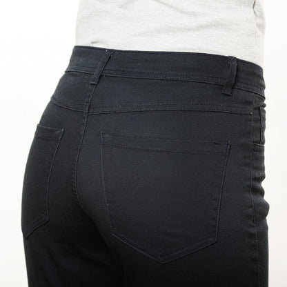 PANTALÓN MODELO CHINO HILTON