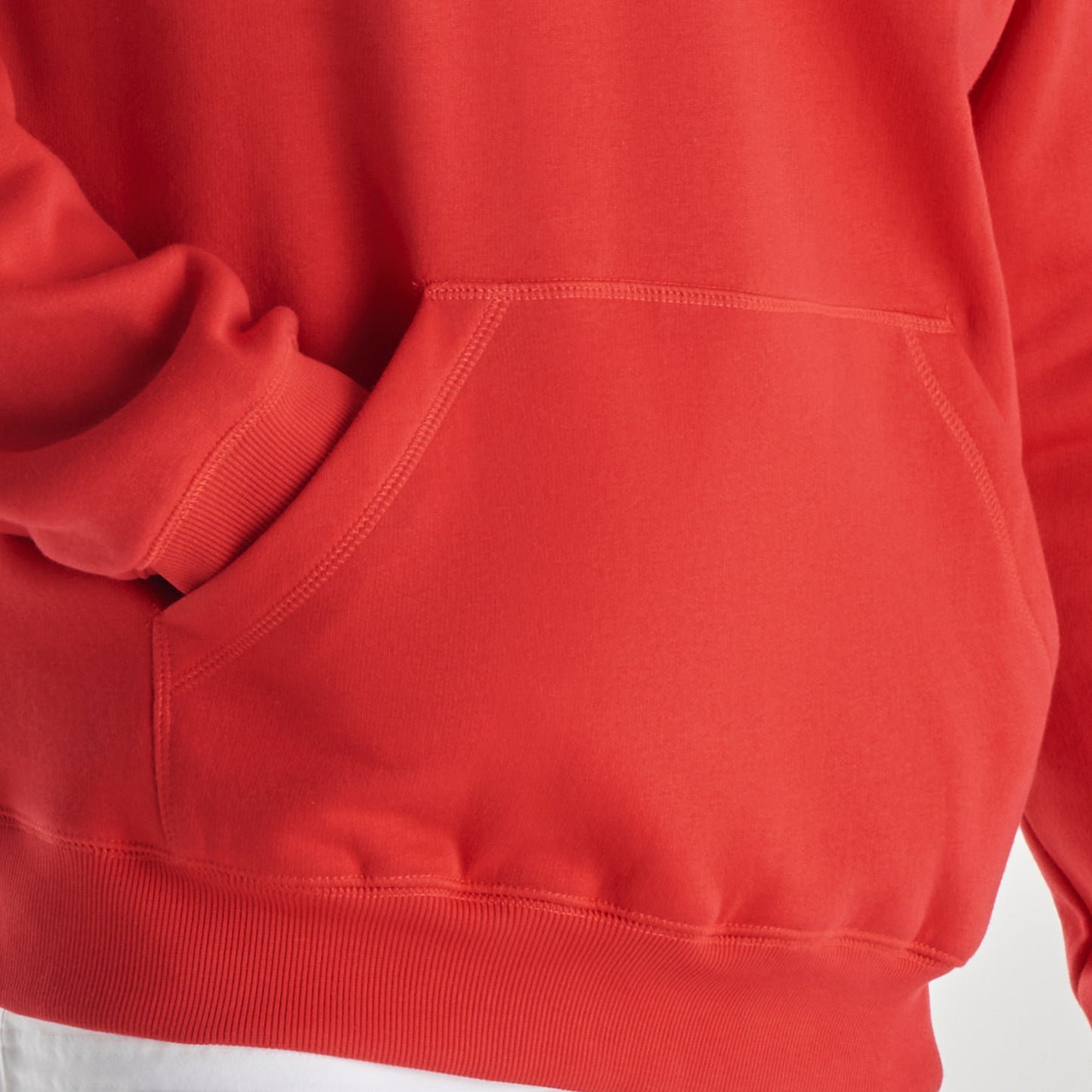 SUDADERA CON CAPUCHA ALGODÓN ORGÁNICO