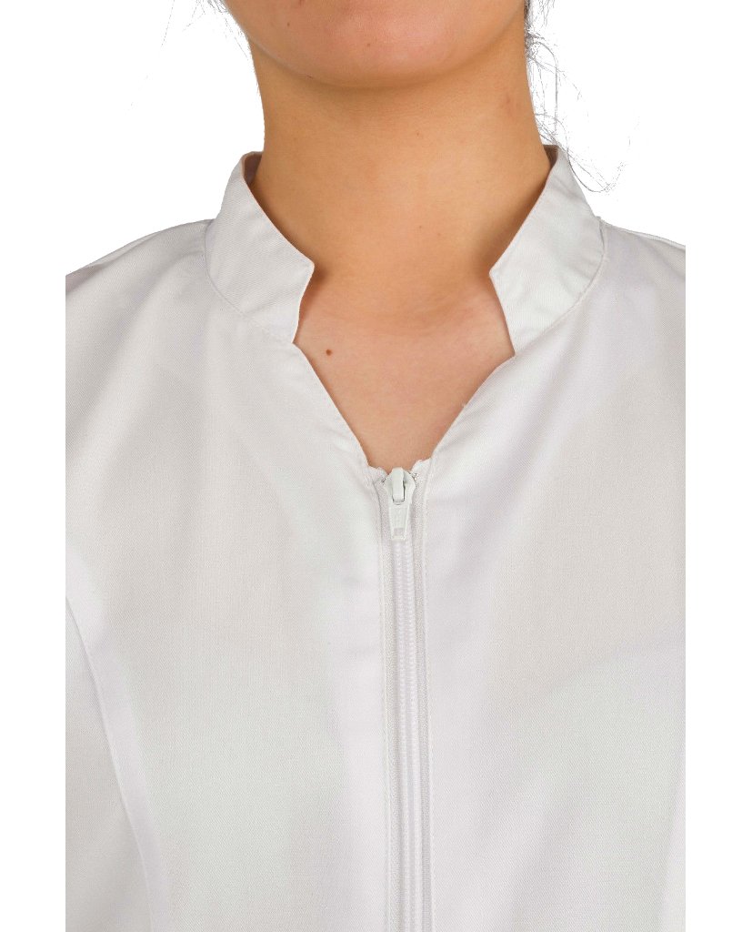 Bata modelo 51300319 color blanco detalle cuello
